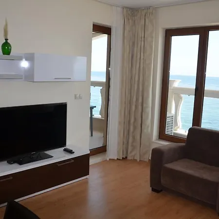 Bogdan In Riviera Bay