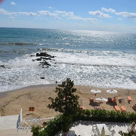 Bogdan In Riviera Bay Golden Sands